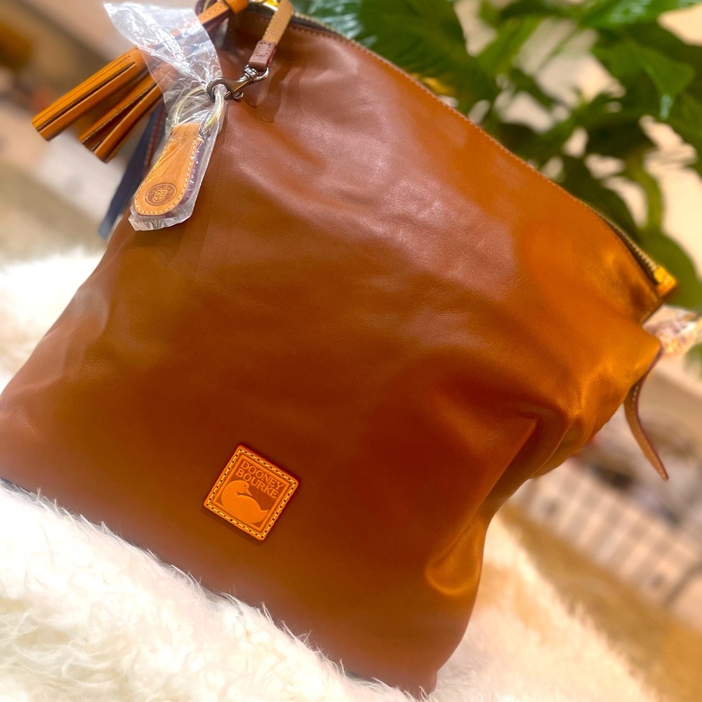 Dooney & Bourke McKenzie hobo handbag - Picture 10 of 12